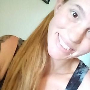 Meet your Posher, Selena